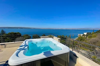 Ferienwohnung mit Whirlpool in Balkon, und mi