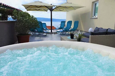 Ferienwohnung mit Pool und Klimaanlage