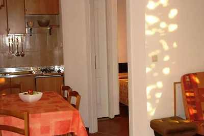 Einfach eingerichtete Wohnung in Krnica