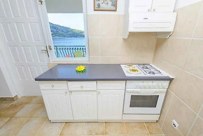 Ferienwohnung mit Klimaanlage und Balkon dire