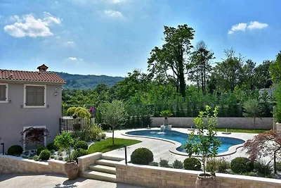 Villa mit Pool, Sauna