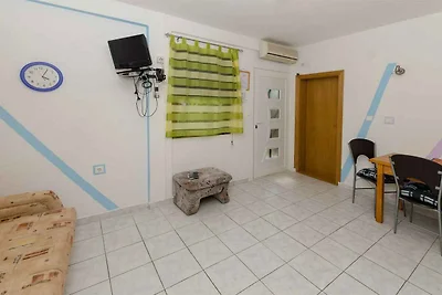 Ferienwohnung mit Klimaanlage und Pool