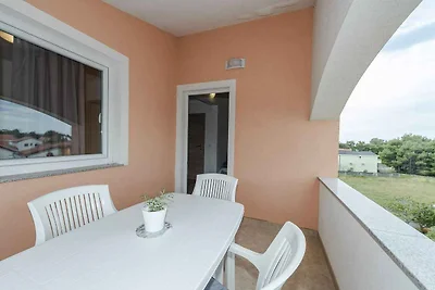 Ferienwohnung mit Klimaanlage und Balkon