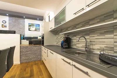 Ferienwohnung 150 m vom Strand