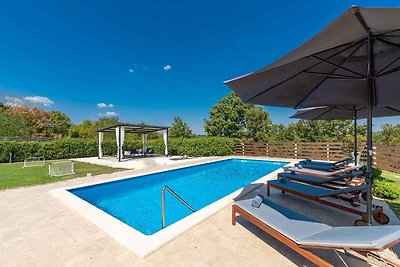 Villa mit Privatpool