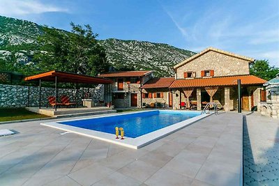 Villa mit Pool