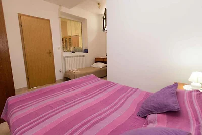 Ferienwohnung mit Terrasse und Klimaanlage