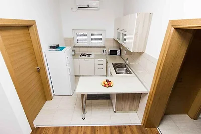 Gemütliches Apartment Vesna in Vodice für ein