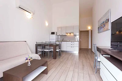 Ferienwohnung mit einen Balkon und Meerblick