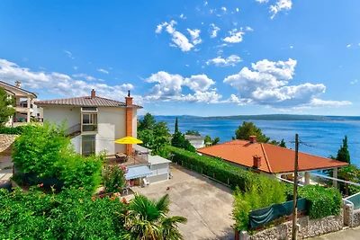 Ferienwohnung mit Terrasse, Balkon und Meerbl