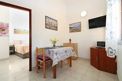 Ferienwohnung mit Klimaanlage und Terrasse