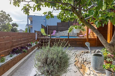 Studio mit Meerblick und Pool