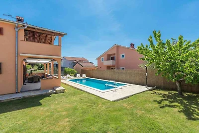 Ferienwohnung mit privatem Pool