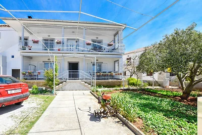 Ferienwohnung mit Terrasse und Klimaanlage