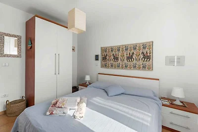 Ferienwohnung mit Terrasse und Garten