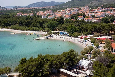 Gemütliche Ferienwohnung AS in Vodice mit Gar