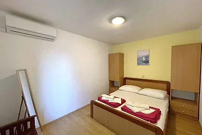 Ferienwohnung mit Balkon und Klimaanlage