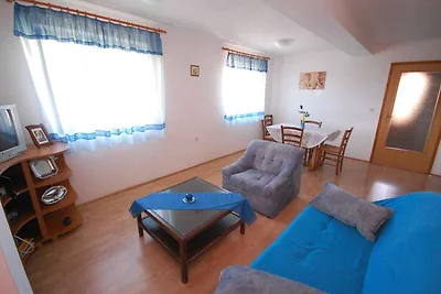 Ferienwohnung mit Terrasse und Meerblick