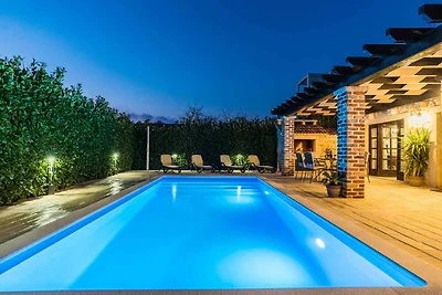 Komfortable Ferienwohnung Sandra in Sukošan m