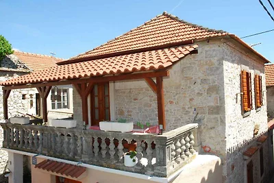 Gemütliche Ferienunterkunft Moskva in Sukošan