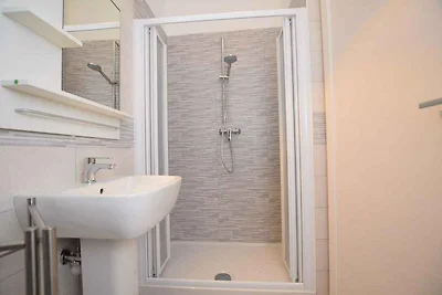 Ferienwohnung mit Pool und Klimaanlage am Yac