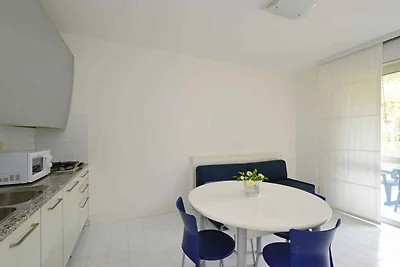 Ferienwohnung mit Klimaanlage, Balkon und