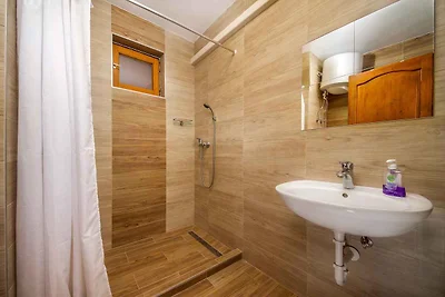 Ferienhaus mit Kinderbecken