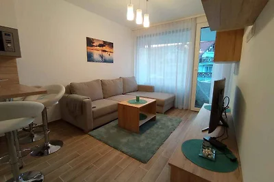 Ferienwohnung mit eigenem Strand, WLAN und