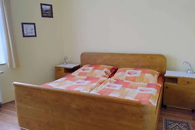 Ferienhaus mit Kinderspielplatz