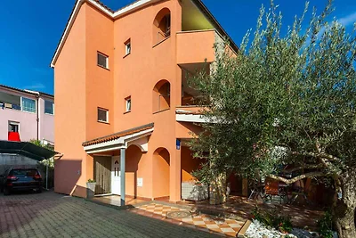 Ferienwohnung mit Klimaanlage und Balkon