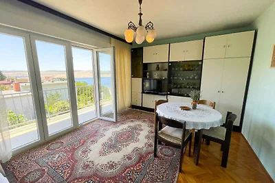 Ferienwohnung mit Balkon und Klimaanlage