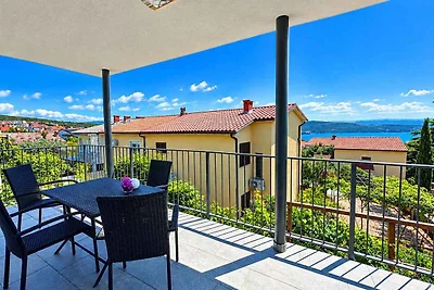 Ferienwohnung mit Klimaanlage und Balkon