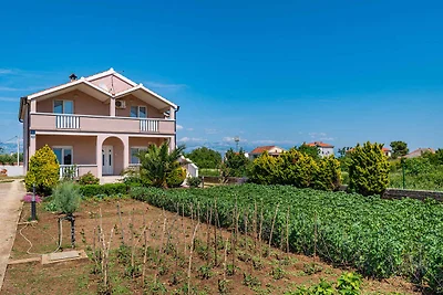 Ferienwohnung mit Balkon und Pool