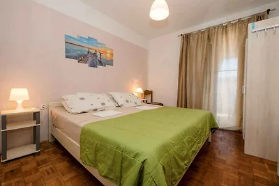 Apartment nur 500 Meter vom Meer entfernt - I