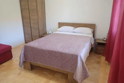 Gemütliche Ferienwohnungen Lucija in ruhiger 