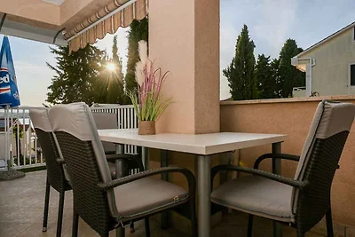 FerienWohnung mit Balkon und Meerblick