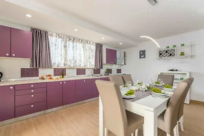 Ferienwohnung mit privatem Pool