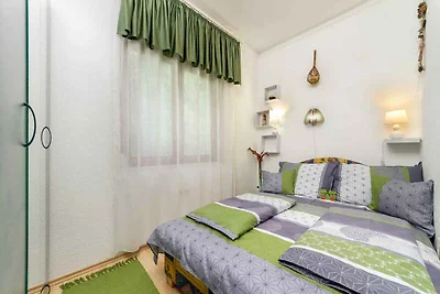 Ferienhaus in Strandnähe mit schönem Garten u