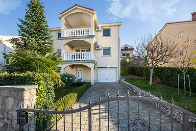 Ferienwohnung mit Balkon