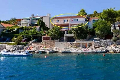 Ferienwohnung mit Balkon und Meerblick
