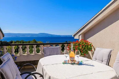 Ferienwohnung mit Terrasse und Meerblick