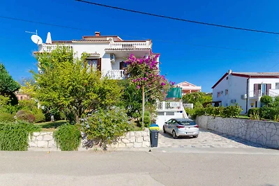 Ferienwohnung mit Balkon und Grill