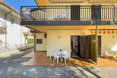 Ferienwohnung mit Terrasse und Klimaanlage im