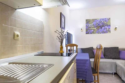 Studio mit Terrasse und Klimaanlage