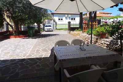 Ferienhaus mit Terrasse und Klimaanlage