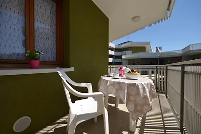 Ferienwohnung mit Klimaanlage und Balkon