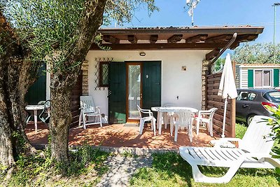 Bungalow mit Terrasse, Klimaanlage und Pool