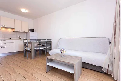 Ferienwohnung mit Klimaanlage und Balkon