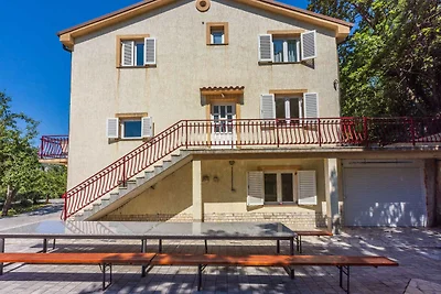 Ferienwohnung mit Balkon, Grill und Pool