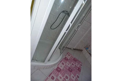 Ferienhaus mit Eckbadewanne im Riesengebirge